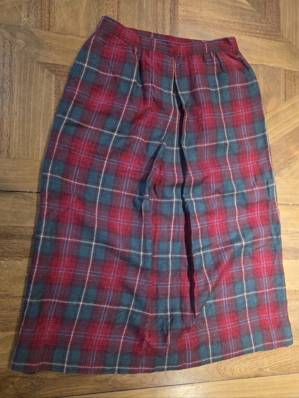 JG HOOK Wool Lined Plaid Skirt Sz Small Red Green Pocket See Measurements Vtg